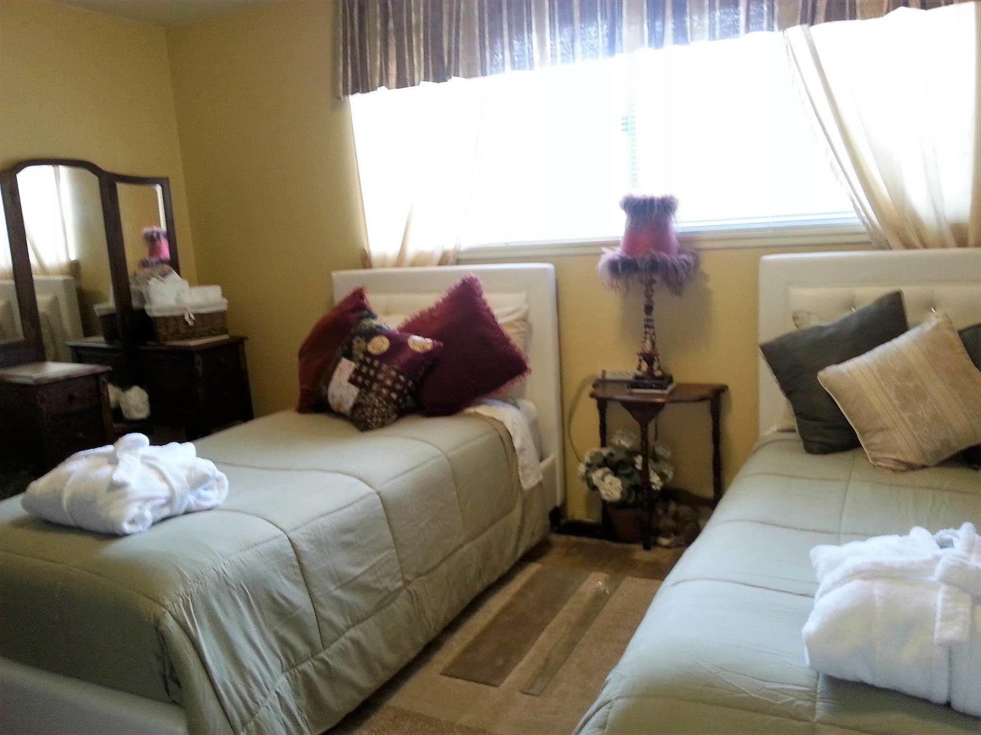 Secret Garden Bed And Breakfast Tacoma Luaran gambar
